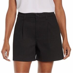 Banana Republic Pleated Front 5” Inseam Black Shorts